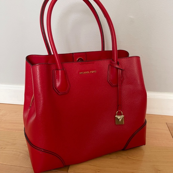 Michael Kors satchel bag *great condition, only used once* - Picture 2 of 7